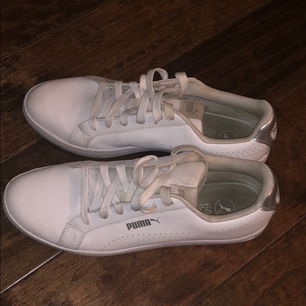 Puma tennis shoes